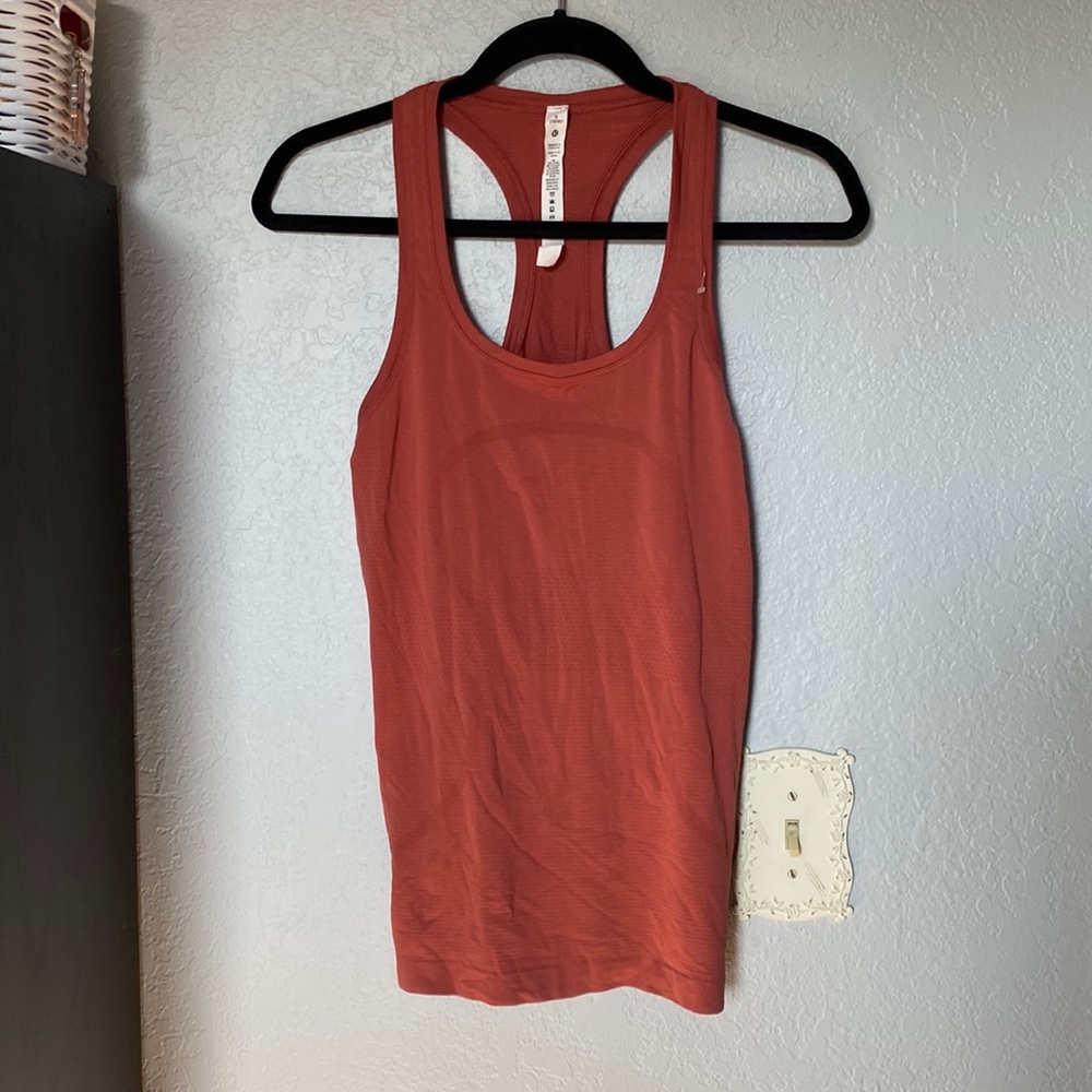 Lululemon Swiftly Tech Tank Top 2.0 Race Length